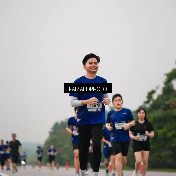 Runner Photo 7433579