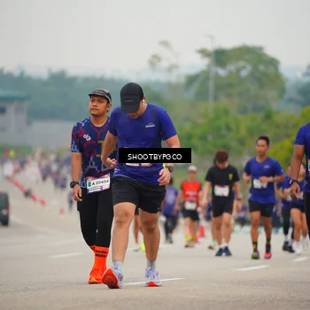 Runner Photo 7433612