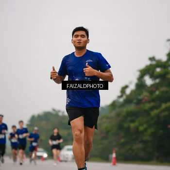 Runner Photo 7433627