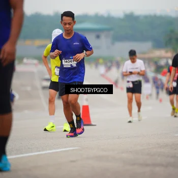 Runner Photo 7433633