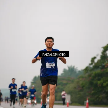 Runner Photo 7433661