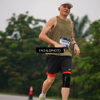 Runner Photo 7433673