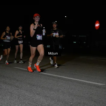 Runner Photo 7433690