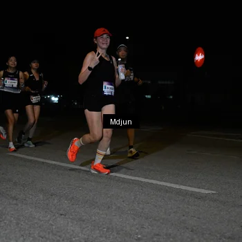 Runner Photo 7433701