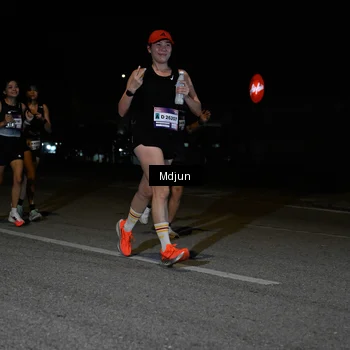 Runner Photo 7433702