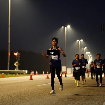 Runner Photo 7433709