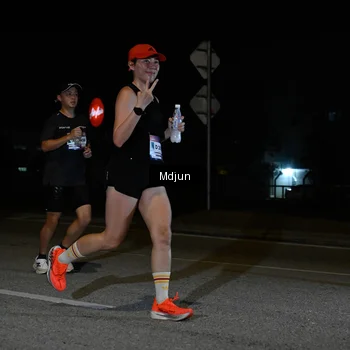 Runner Photo 7433722