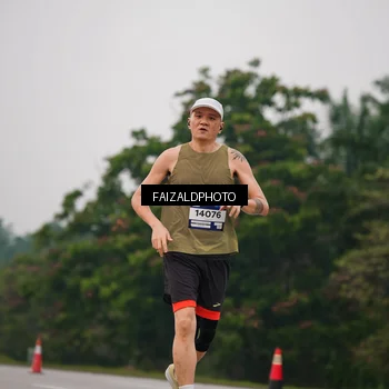 Runner Photo 7433732