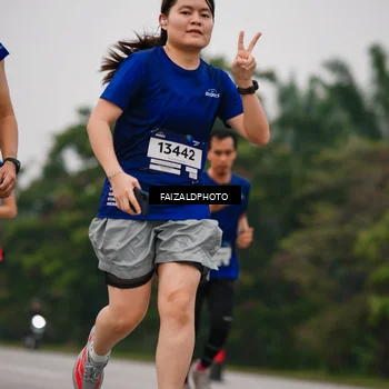 Runner Photo 7433735