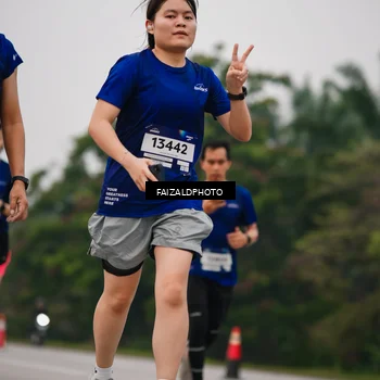 Runner Photo 7433739