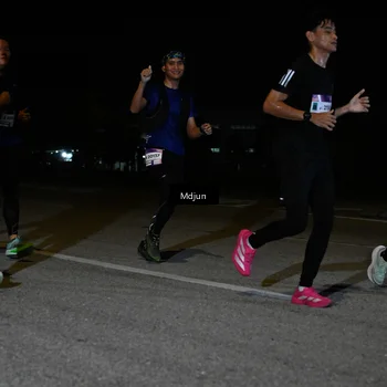 Runner Photo 7433760