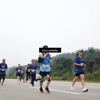 Runner Photo 7433761