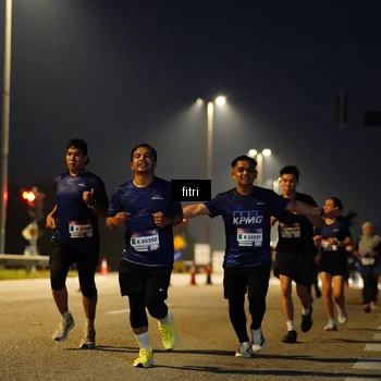 Runner Photo 7433770