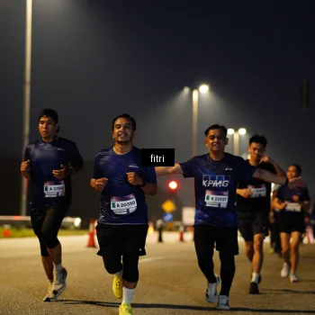 Runner Photo 7433781