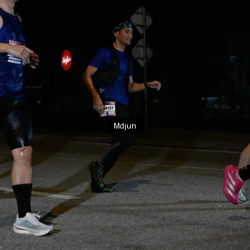 Runner Photo 7433785