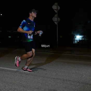 Runner Photo 7433794