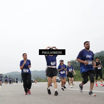 Runner Photo 7433802