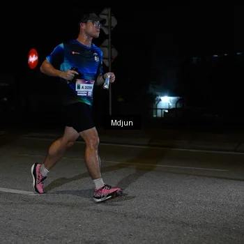 Runner Photo 7433805