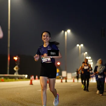Runner Photo 7433817