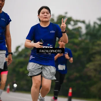 Runner Photo 7433818