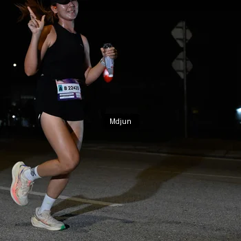 Runner Photo 7433823