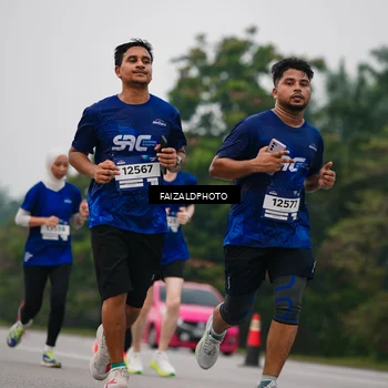 Runner Photo 7433834