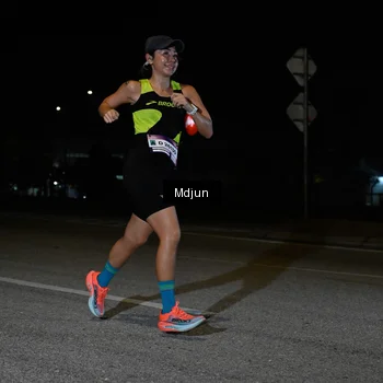 Runner Photo 7433859