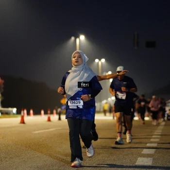 Runner Photo 7433867