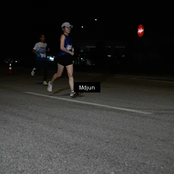 Runner Photo 7433870