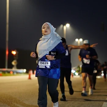 Runner Photo 7433878
