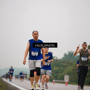 Runner Photo 7433882