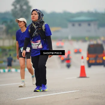 Runner Photo 7433884