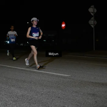 Runner Photo 7433891