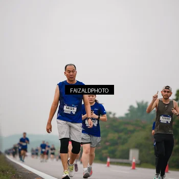Runner Photo 7433894