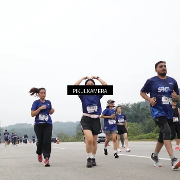 Runner Photo 7433939
