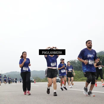 Runner Photo 7433953