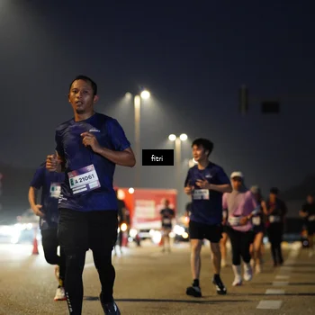 Runner Photo 7433990