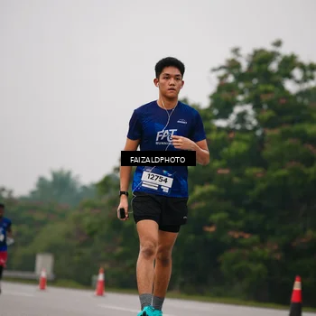 Runner Photo 7434007