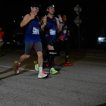 Runner Photo 7434014
