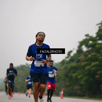 Runner Photo 7434016