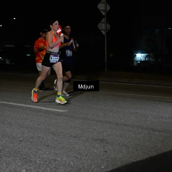 Runner Photo 7434024