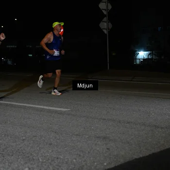 Runner Photo 7434072