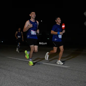 Runner Photo 7434096