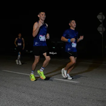 Runner Photo 7434107