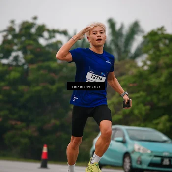 Runner Photo 7434133