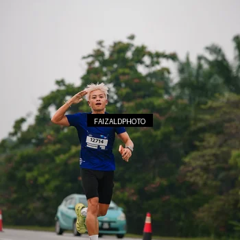 Runner Photo 7434174