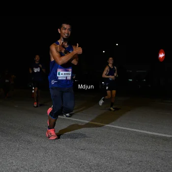Runner Photo 7434193