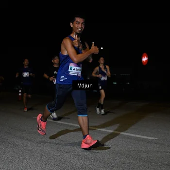 Runner Photo 7434199