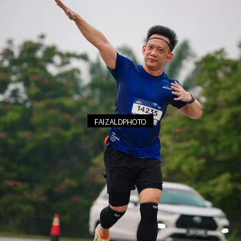 Runner Photo 7434225