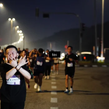 Runner Photo 7434285